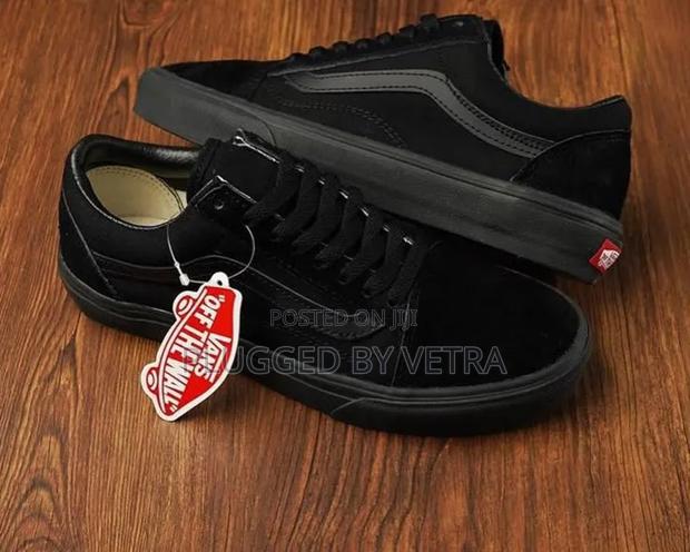 Tripple Black -Skater Vans Sneakers. - thumbnail 2