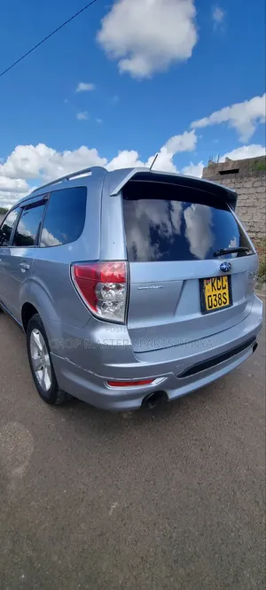Subaru Forester 2.0D X 2011 Silver