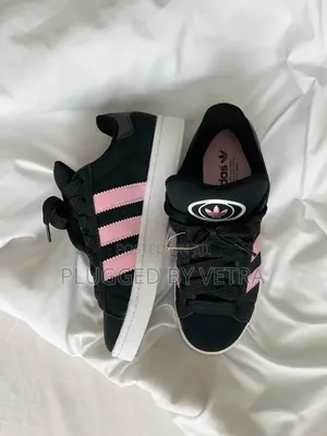 Adidas Campus Black-Pink Sneakers in Black Laces.