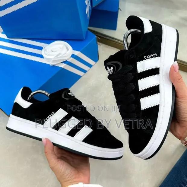 Panda Colourway/Black White Sneakers-Adidas Campus.