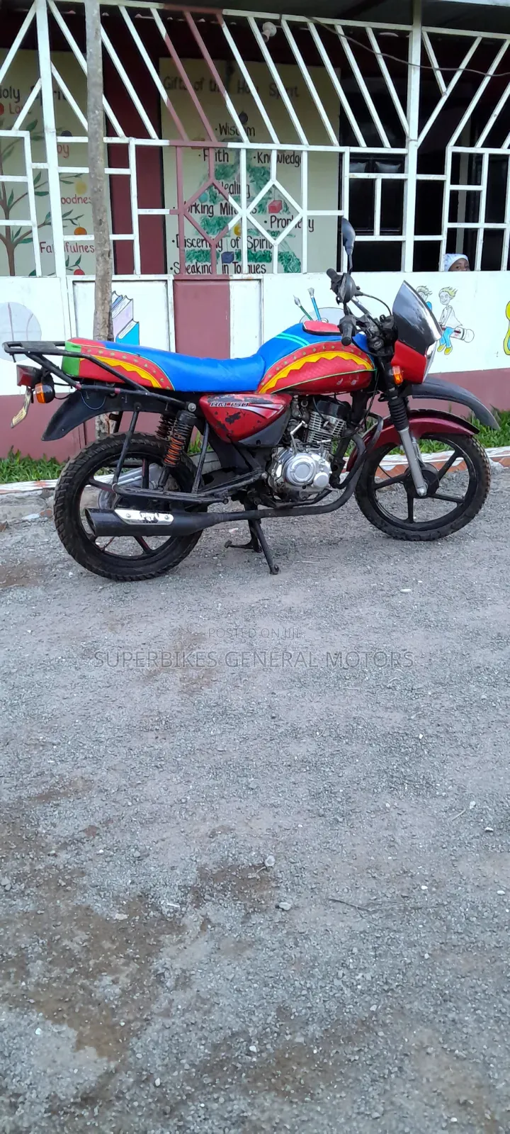 Bajaj Boxer 150 UG 2023 Red