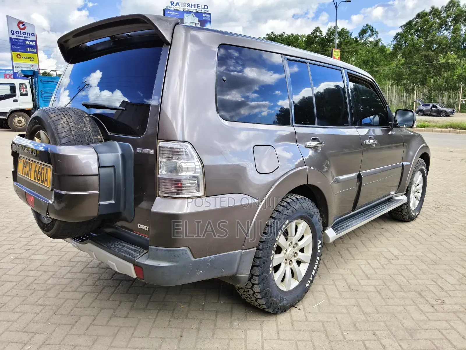 Mitsubishi Pajero 3.2 Di-Dc GLS 2010 Brown