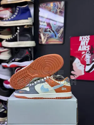 Nike Sb Dunk Stussy Grey Orange. 
Sizes :_37 38 39 40 41 42 43 44 45_