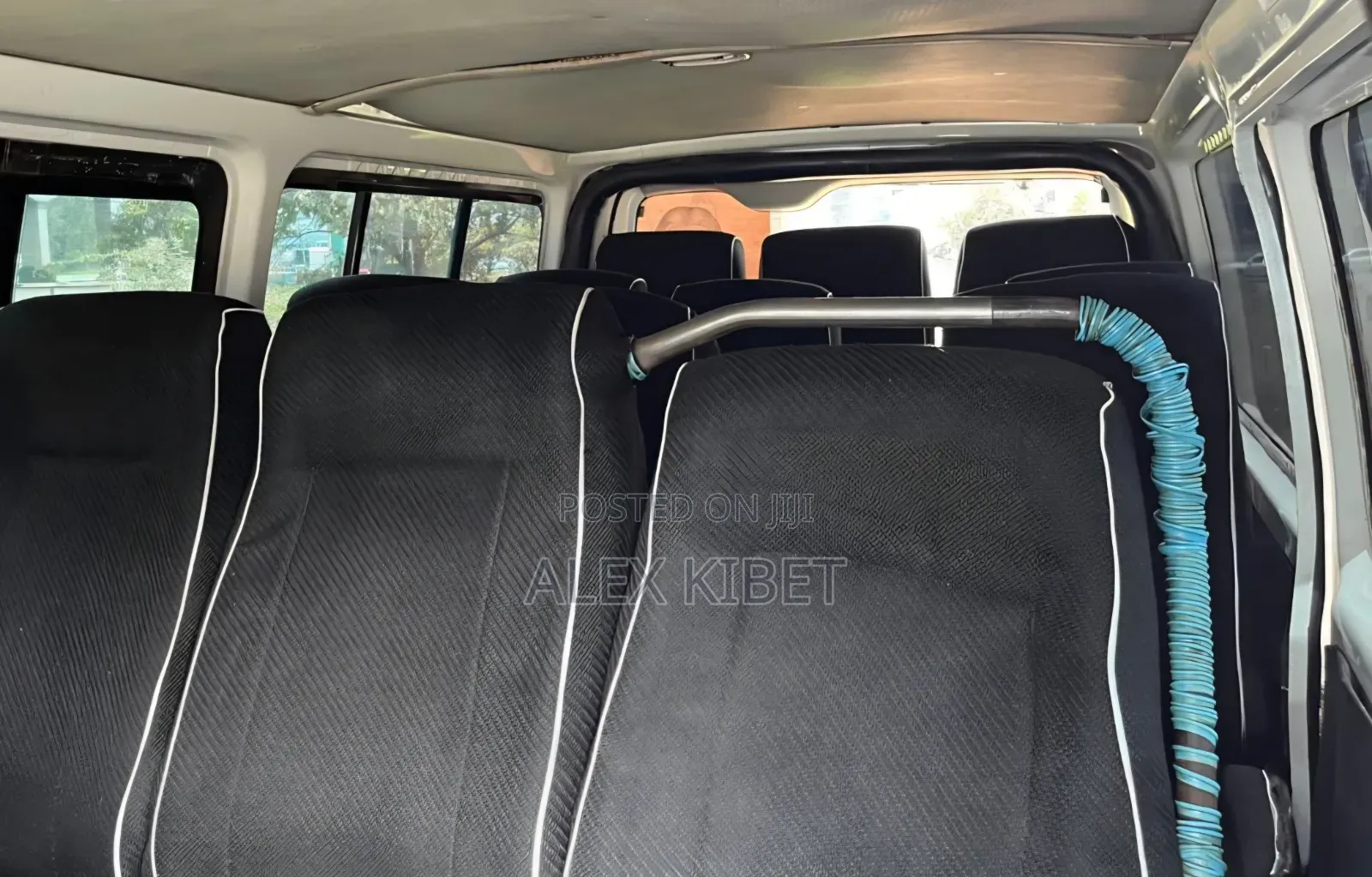 Toyota HiAce 2014 White