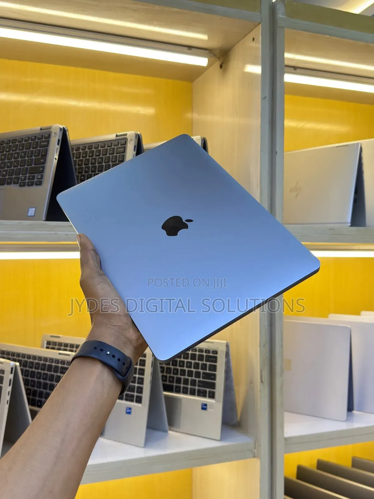 Laptop Apple MacBook Pro 2017 16GB Intel Core i7 SSD 256GB