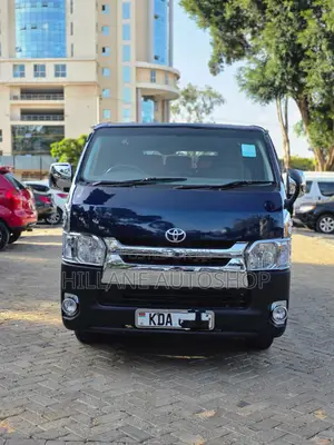 Toyota HiAce 2014 Blue