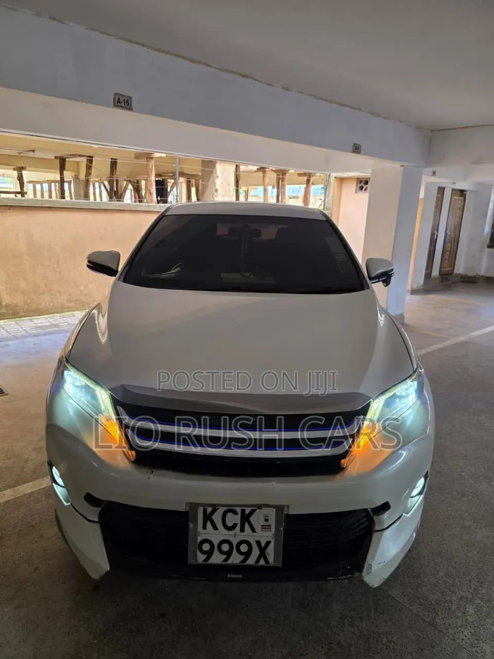 Toyota Harrier 2013 White