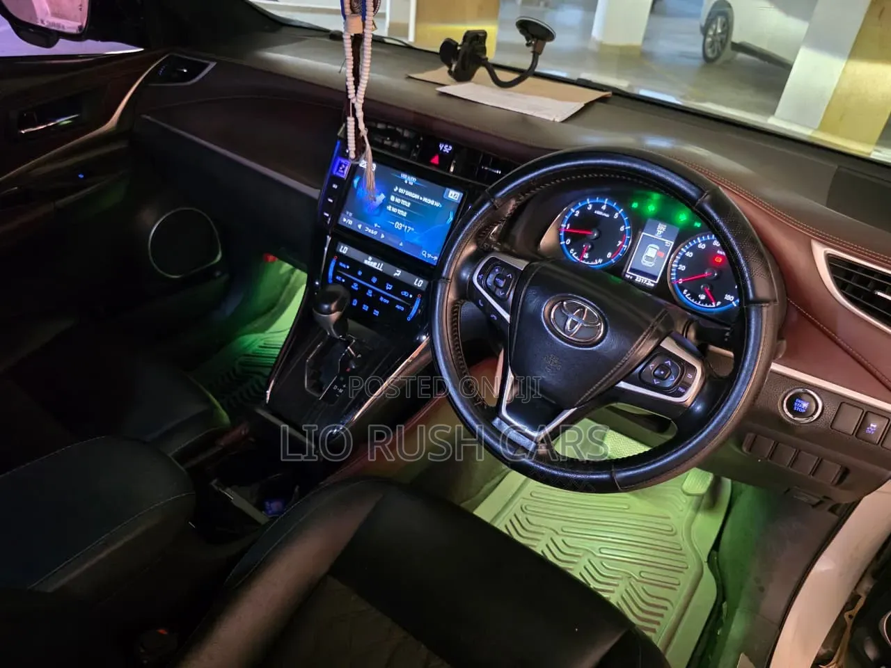 Toyota Harrier 2013 White
