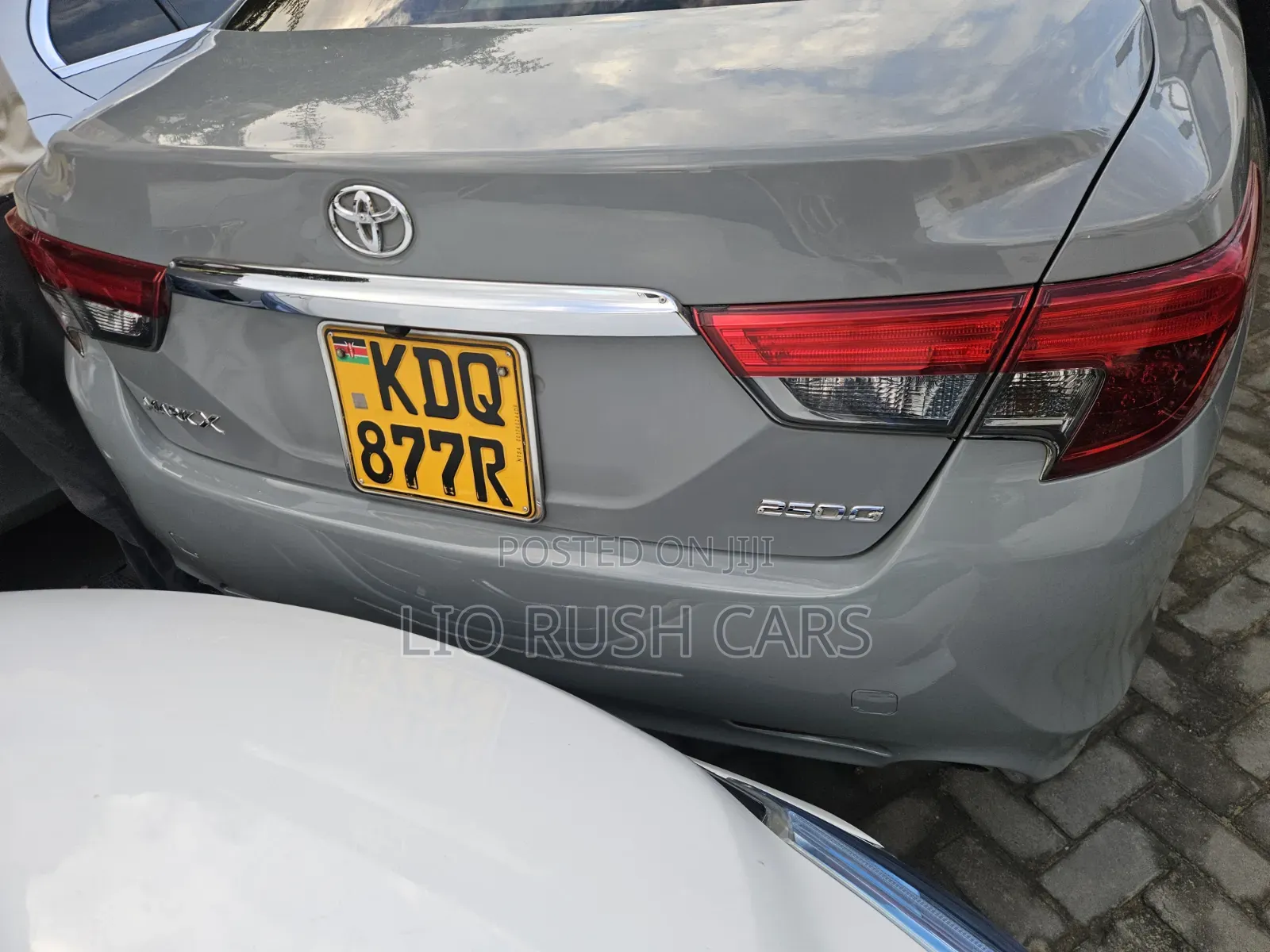 Toyota Mark X 2017