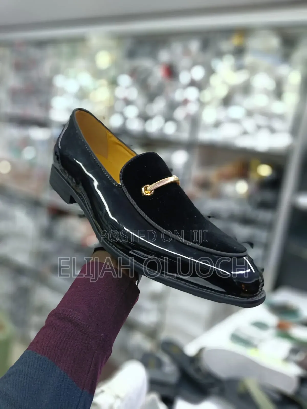 John Foster _Glitter_
Sizes ;39,40,41,42, 43, 44, 45,46