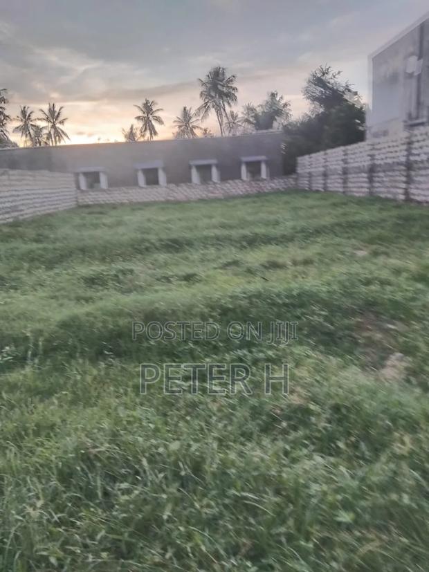50 × 100 Plot for Sale-Mtwapa Kwa Mwavitswa- Ready Title