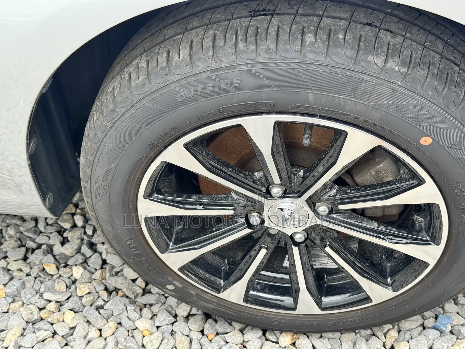 Toyota Corolla Fielder 2020 Silver