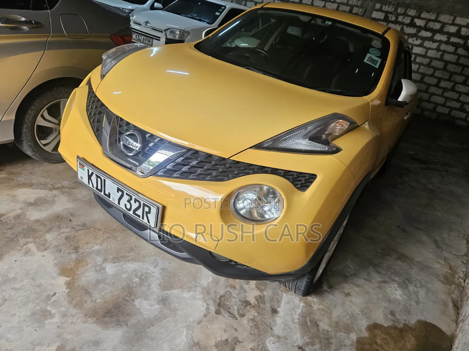 Nissan Juke 2016 Yellow