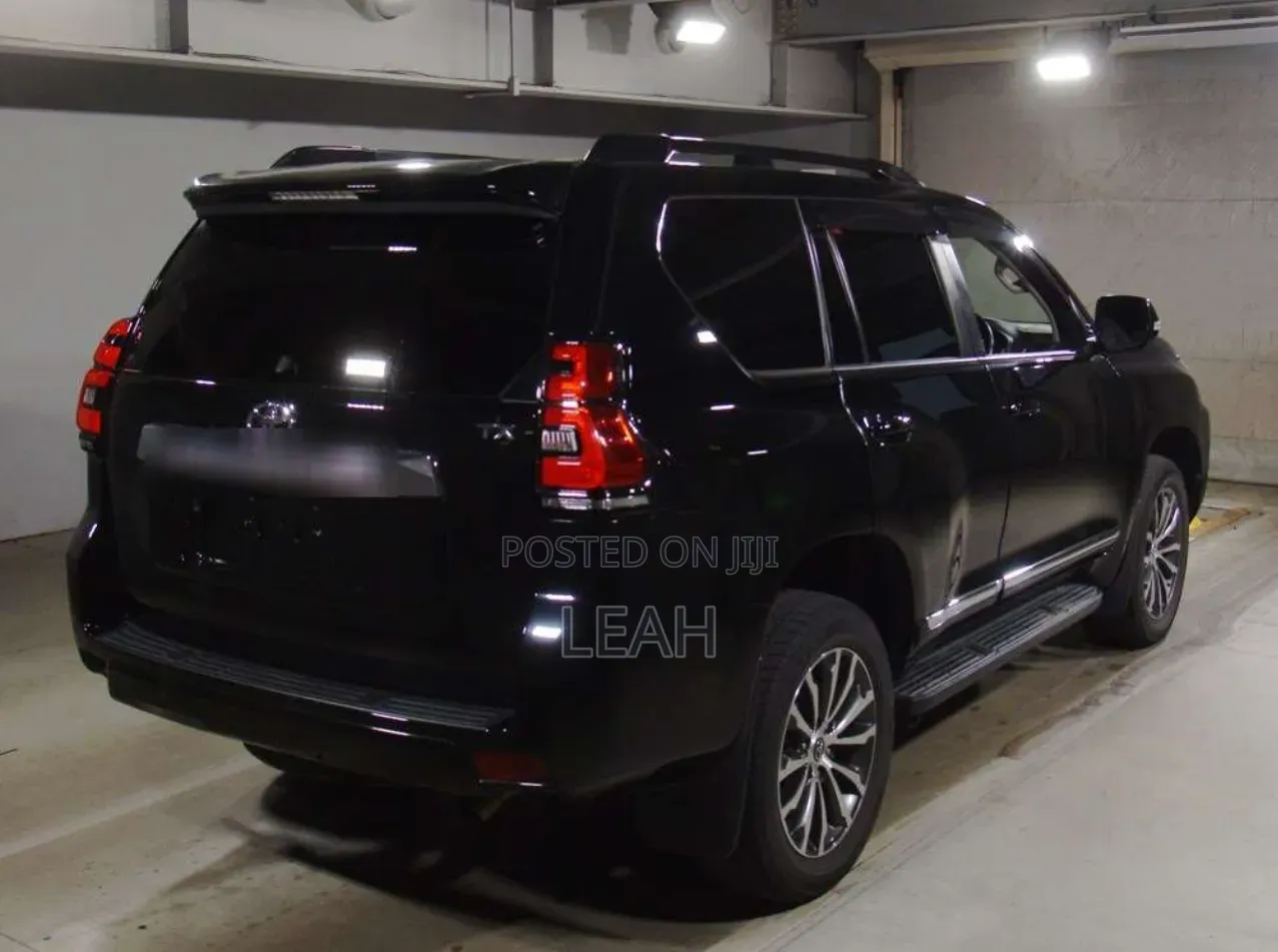 Toyota Land Cruiser 2020 Black