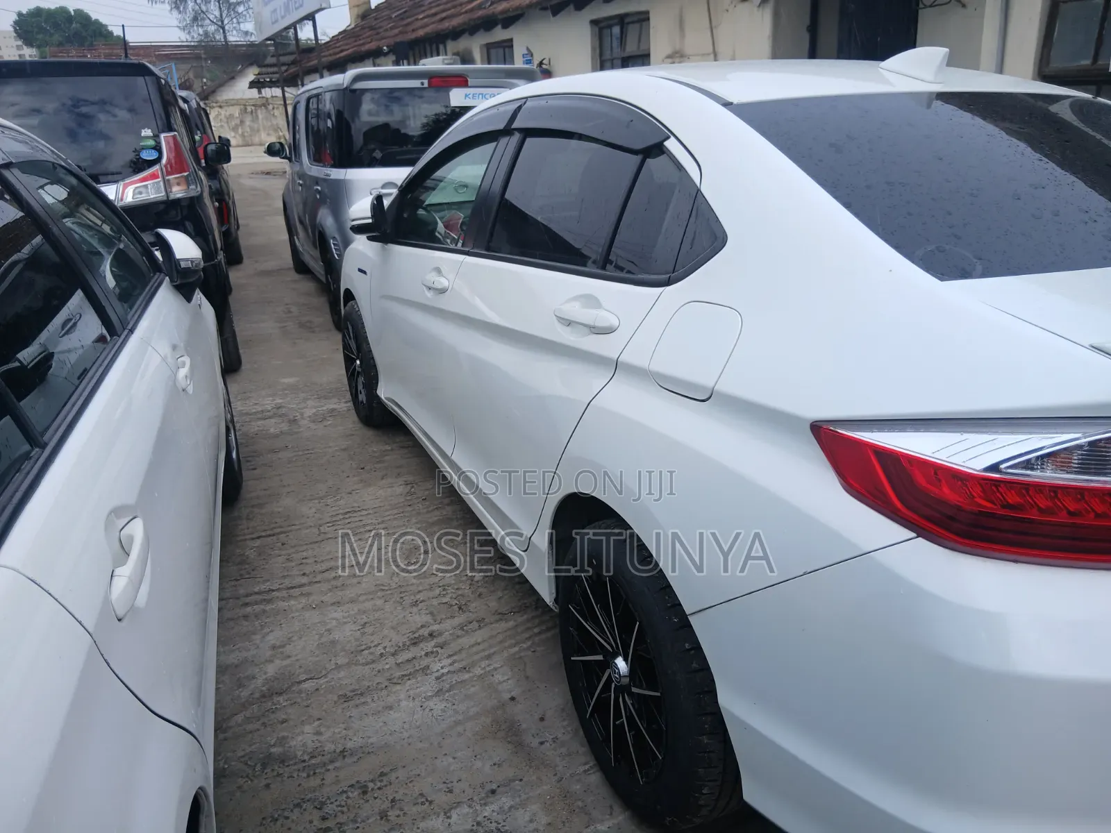 Honda Grace 1.5 Hybrid AWD 2019 White