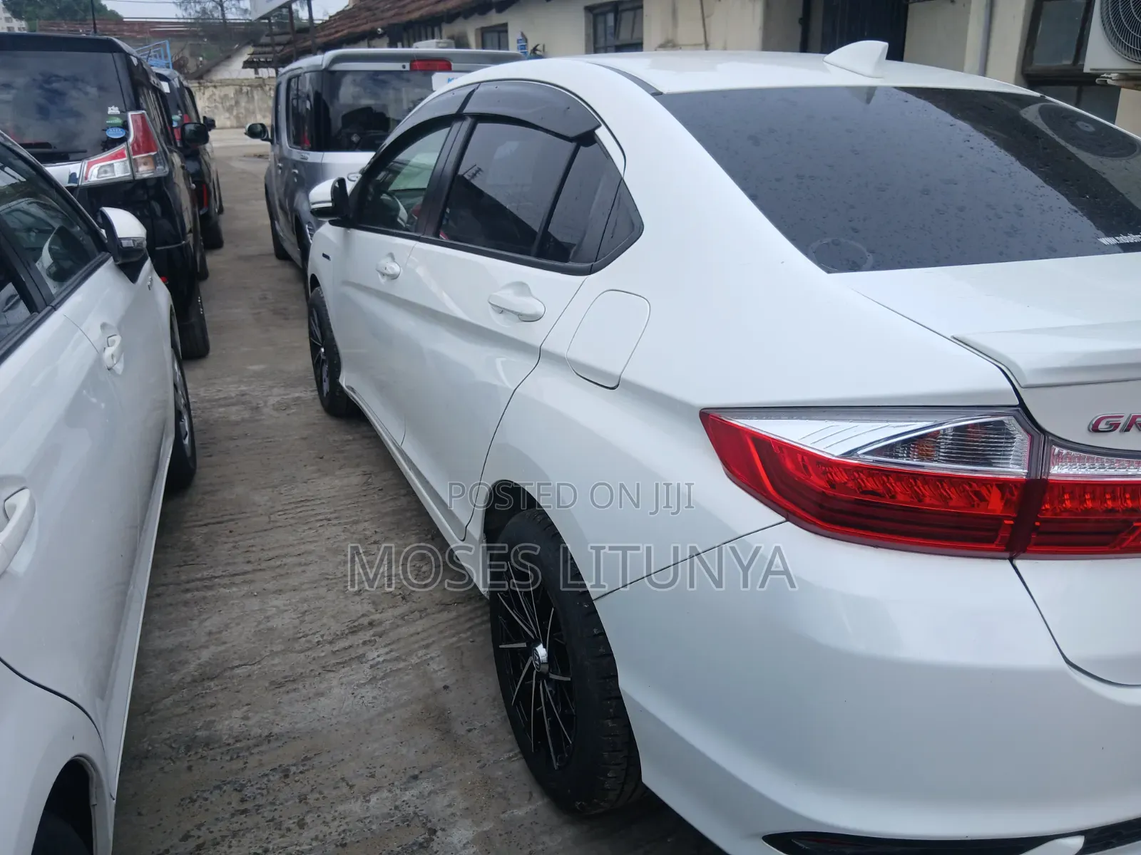 Honda Grace 1.5 Hybrid AWD 2019 White