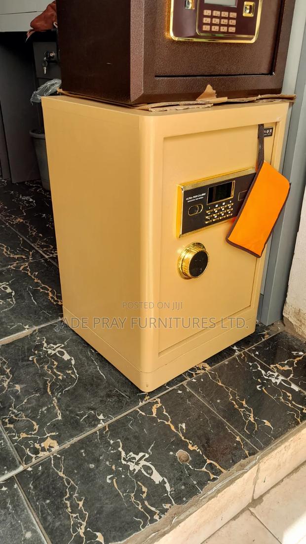 Cash Box Safebox - main view