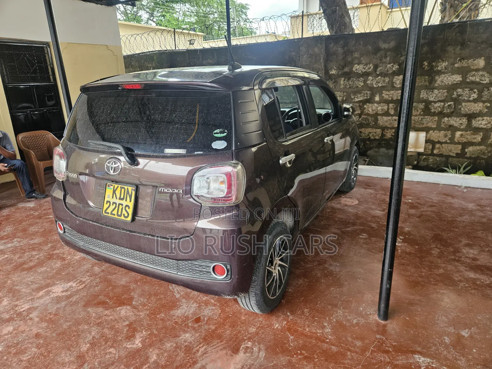 Toyota Passo 2016 Maroon