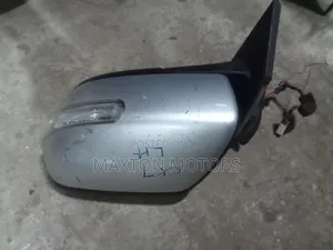 Mazda MPV Sidemirror With Indicator