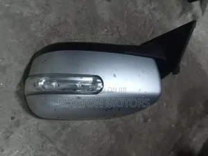 Mazda MPV Sidemirror With Indicator