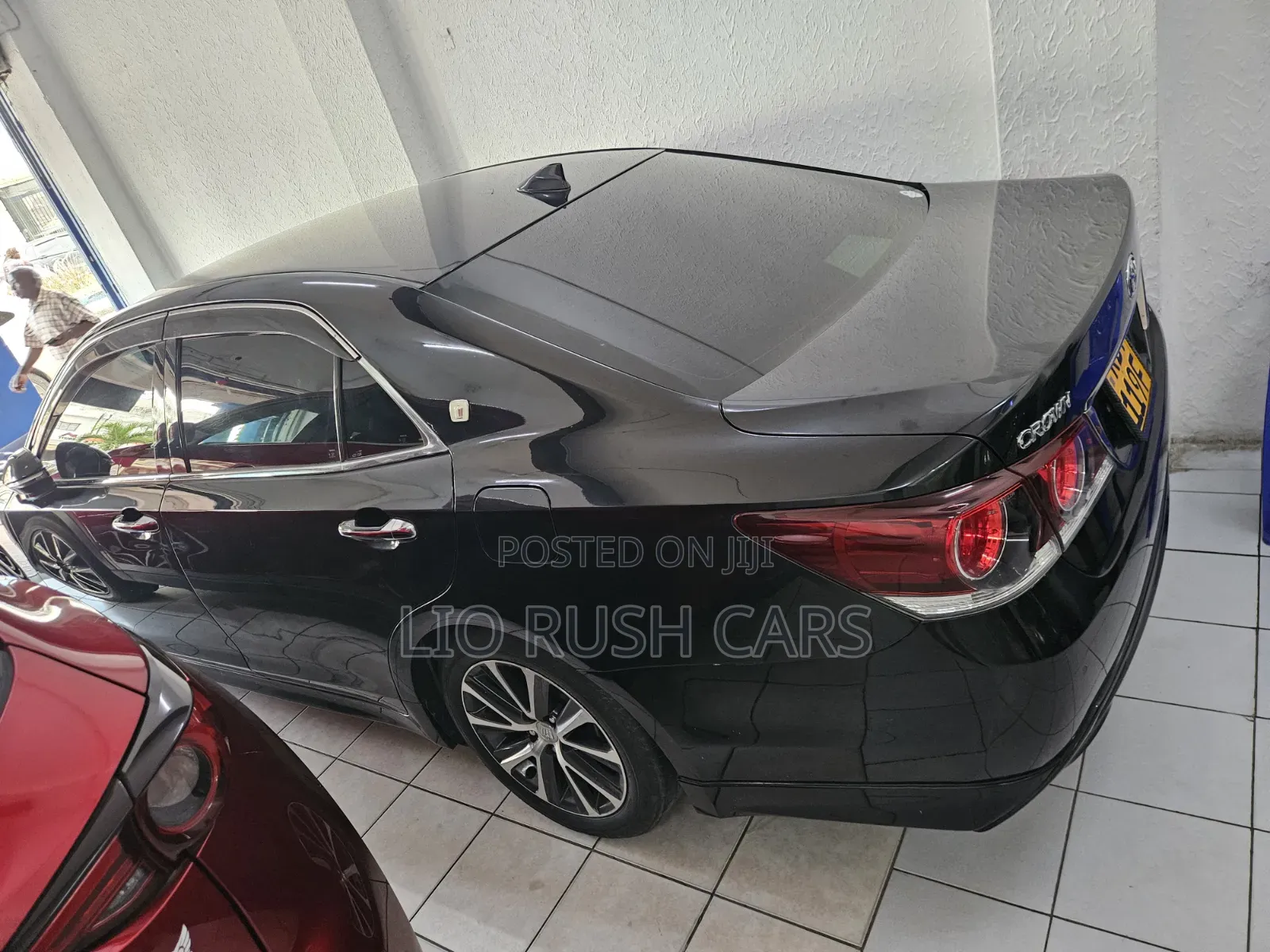 Toyota Crown 2018 Black