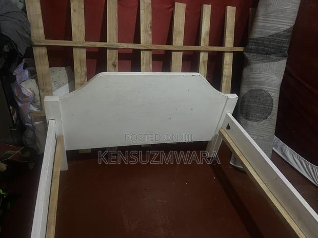 Slightly Used White 3.5x6 Bed - thumbnail 3