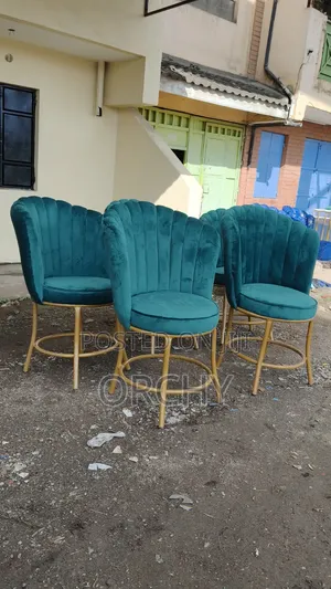 Green Floral Manicure Seats