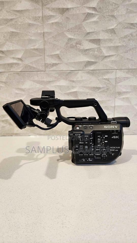 Sony Fs5 M2 Super 35 Camera Body - thumbnail 2