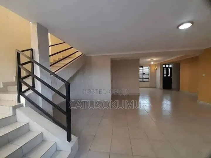 4bdrm Maisonette in Syokimau, Gateway Mall Area for rent
