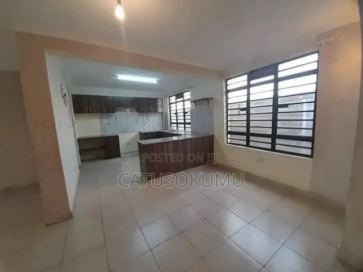 4bdrm Maisonette in Syokimau, Gateway Mall Area for rent