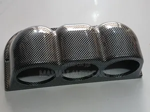 Universal Gauge Holder