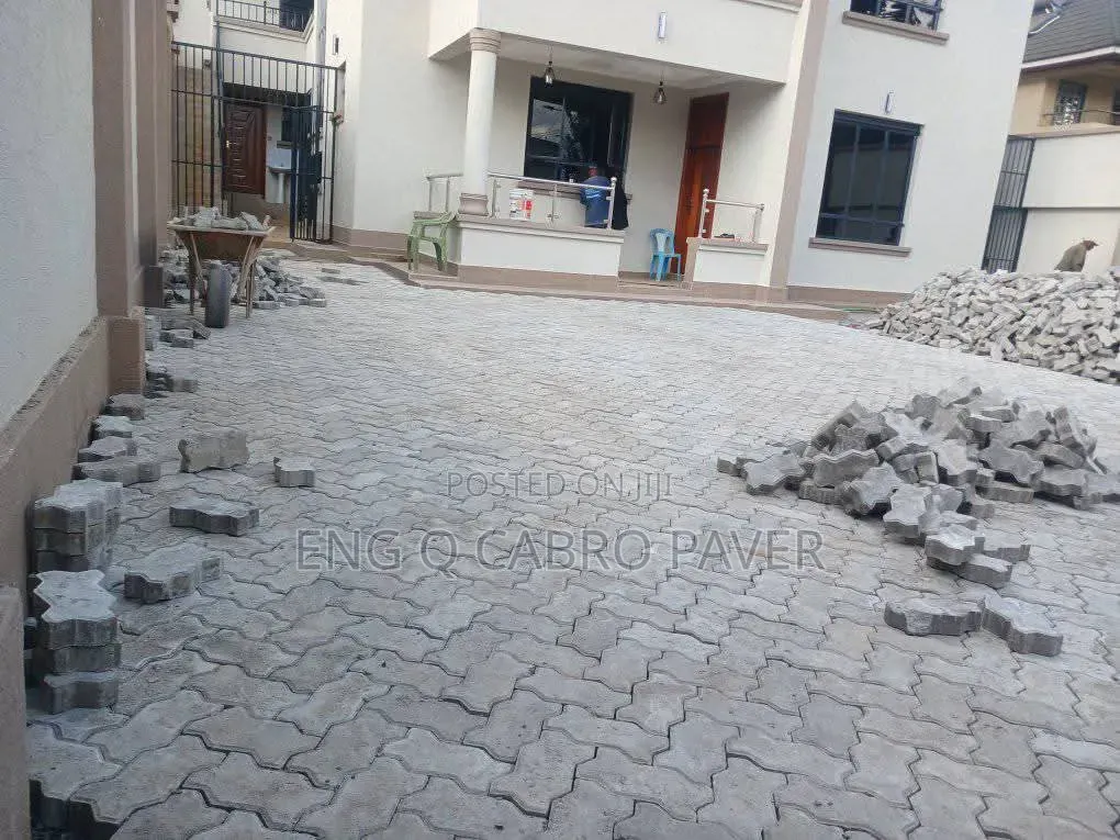 Construction Technical Ground Preparation Cabro Installation Polish