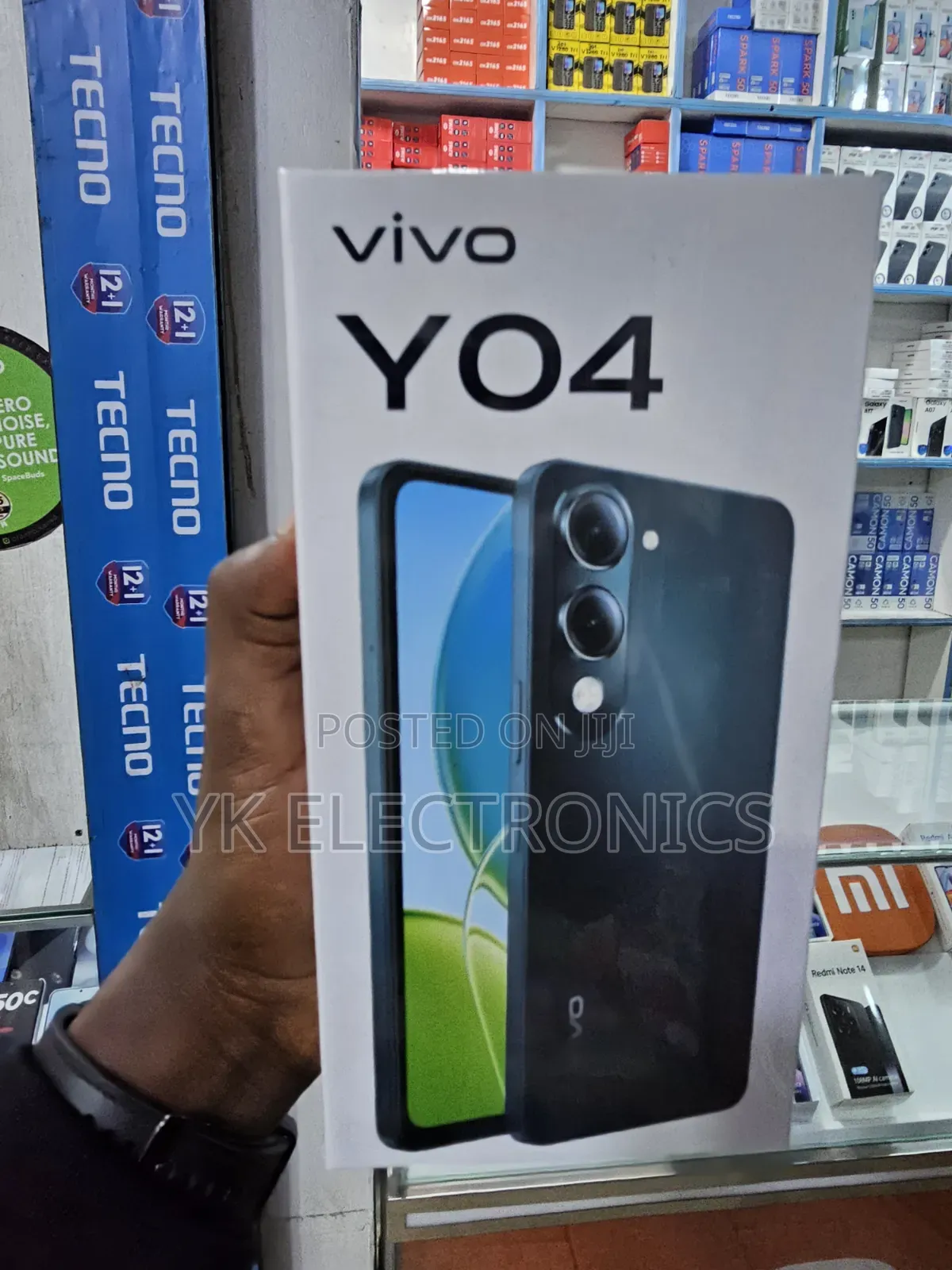 New Vivo Y04 64 GB Gold