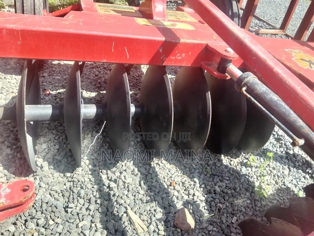 16 Discs Hydraulic Harrows - thumbnail 4