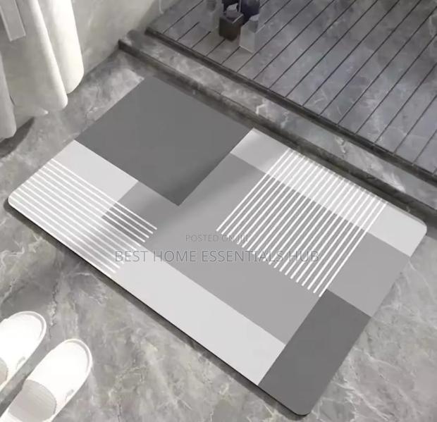 Rectangular Absorbent Bathroom Mat 50x80cm - thumbnail 4