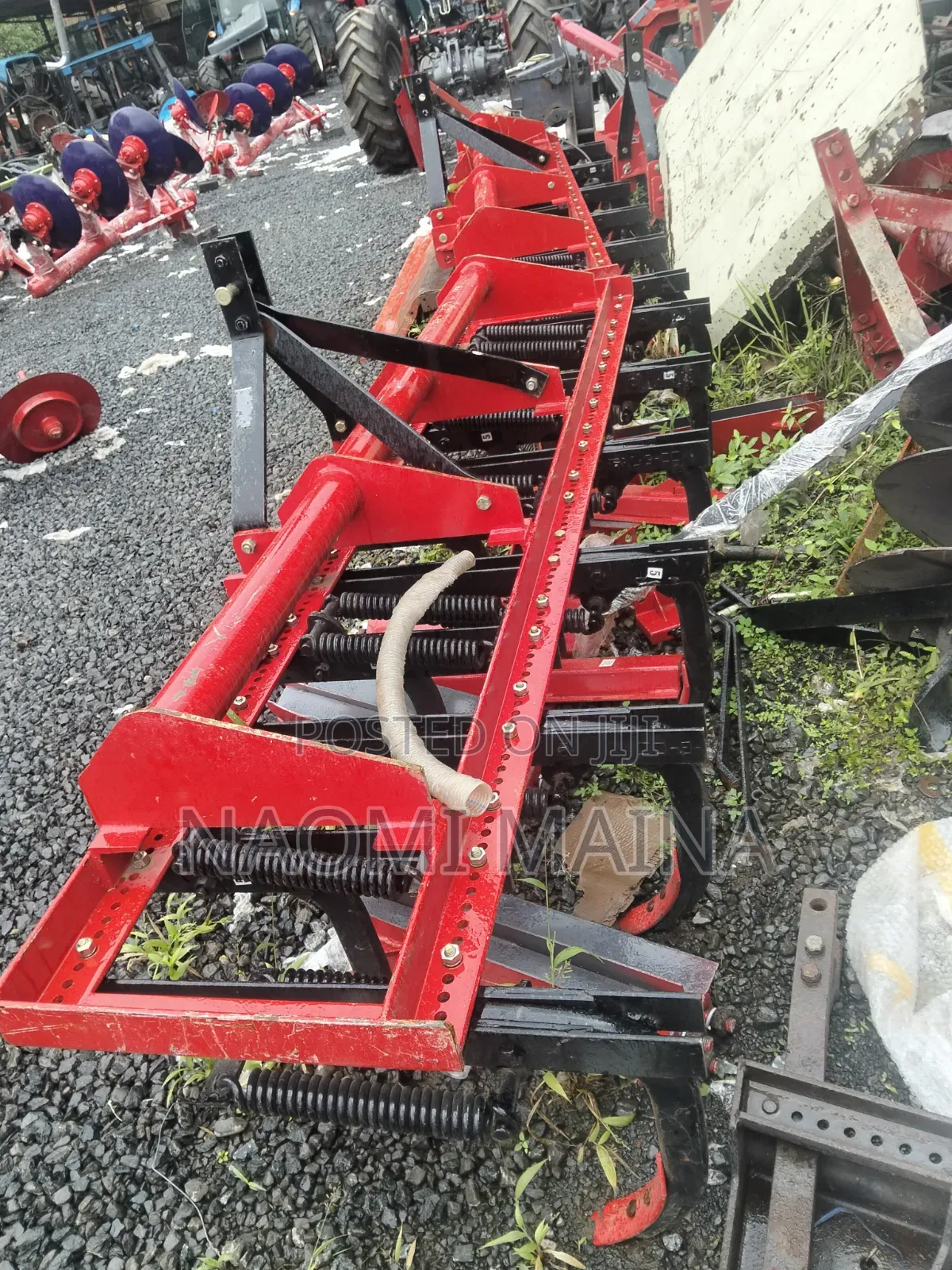 11 Tines Adjustable Tiller