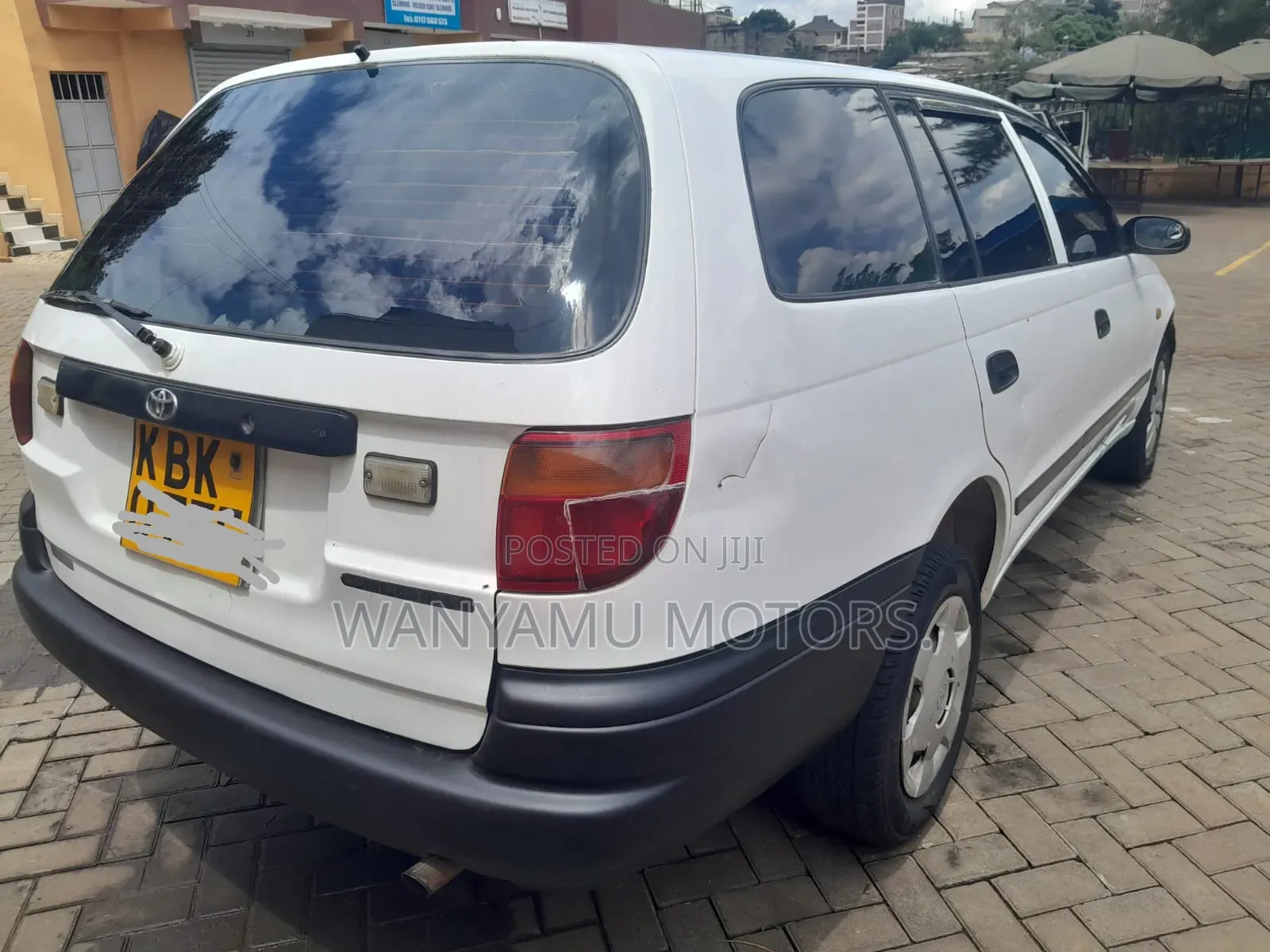 Toyota Caldina 2002 White