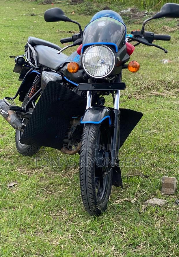 Bajaj Boxer 2012 Black