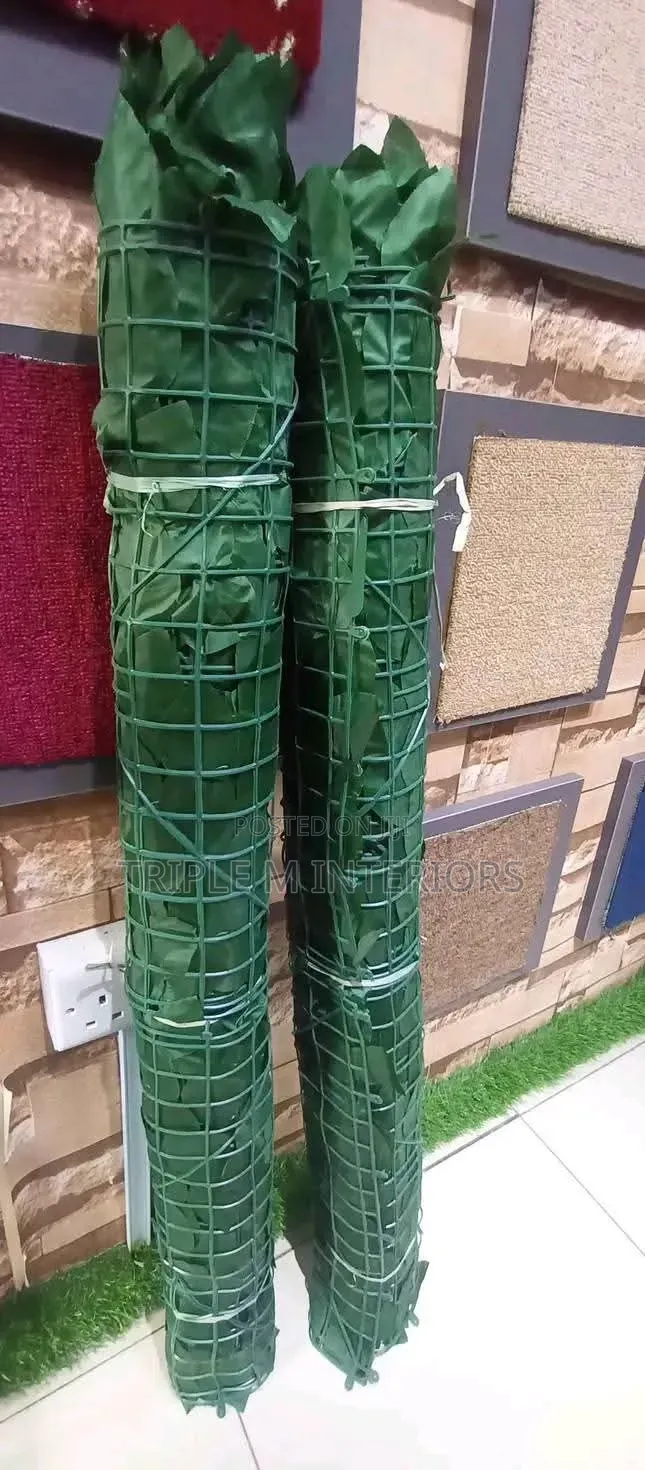 Mini Jungle Balcony Divider