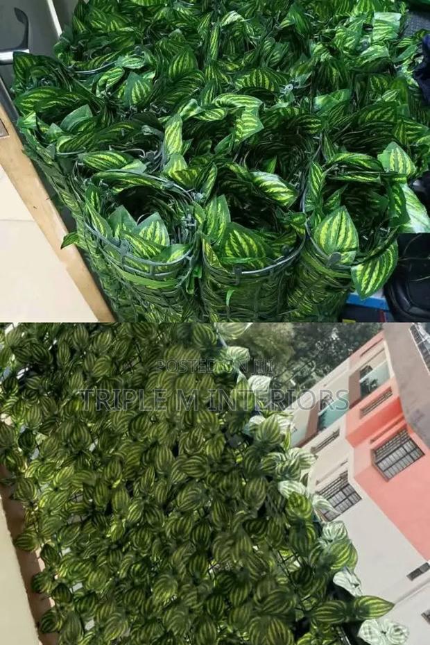 Green Corner Concealment Screen - main view