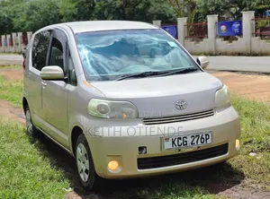 Toyota Porte 1.5 FWD 2008