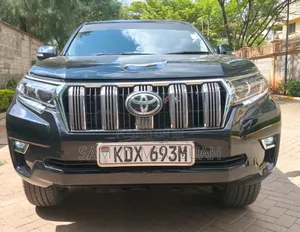 Toyota Land Cruiser Prado 2017 Black