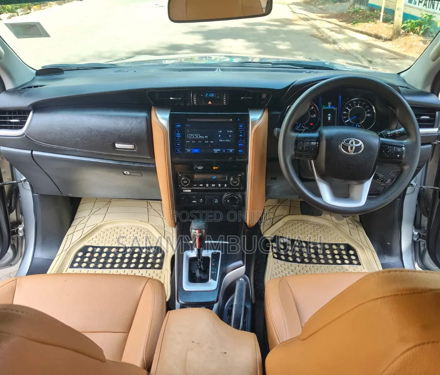 Toyota Fortuner 2018 Silver
