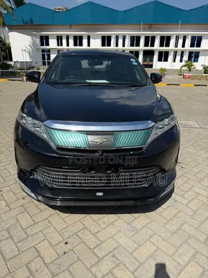 Toyota Harrier 2.5 Hybrid 4WD 2019 Black