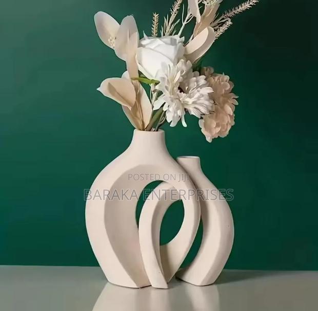 2 in 1 Decorative Doughnut Vase
