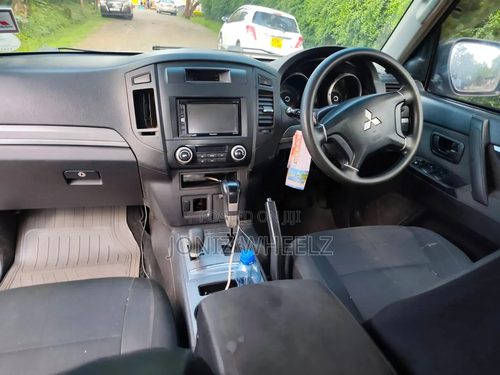 Mitsubishi Pajero 3.0 2009 Silver
