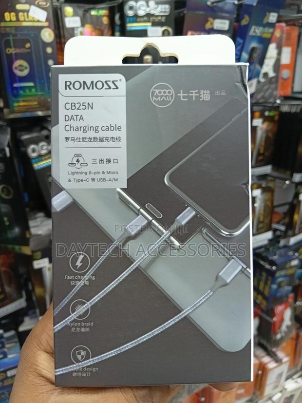 This Is a Romoss Cb25n 3-in-1 Nylon Braided Fast Charging Cable. - thumbnail 2