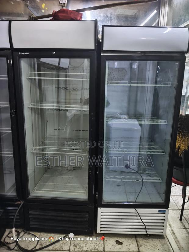 Super Clean 650litres Display Fridge - thumbnail 2