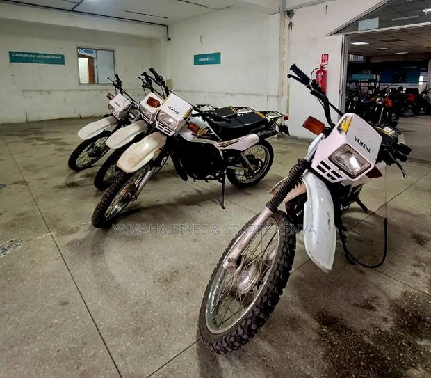 Yamaha DT175 2020 White - main view