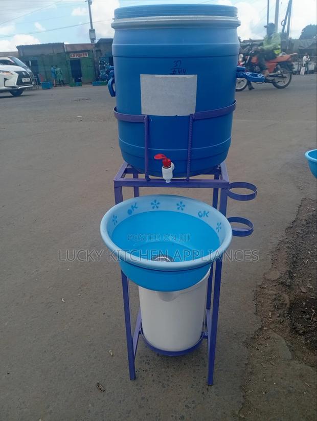 Hand Washing Station Machine.